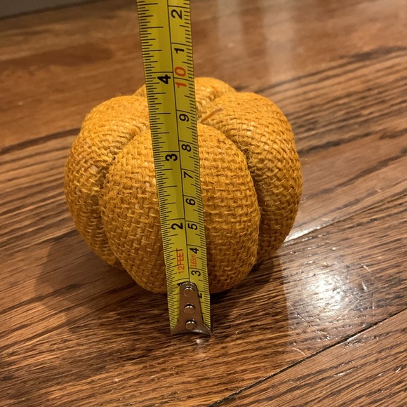 Fall Craft Set- 2 burlap pumpkins and owl and 2 Halloween stencils - Picture 11 of 11